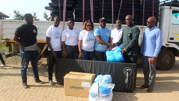 Akosombo dam spillage: Tropo Farms donates relief items to flood victims